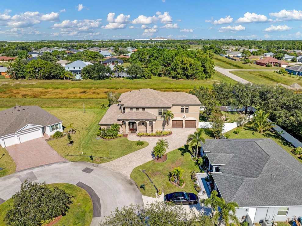 Unit for sale at 5811 NW Blue Bonnet Court, Port St Lucie, FL 34986
