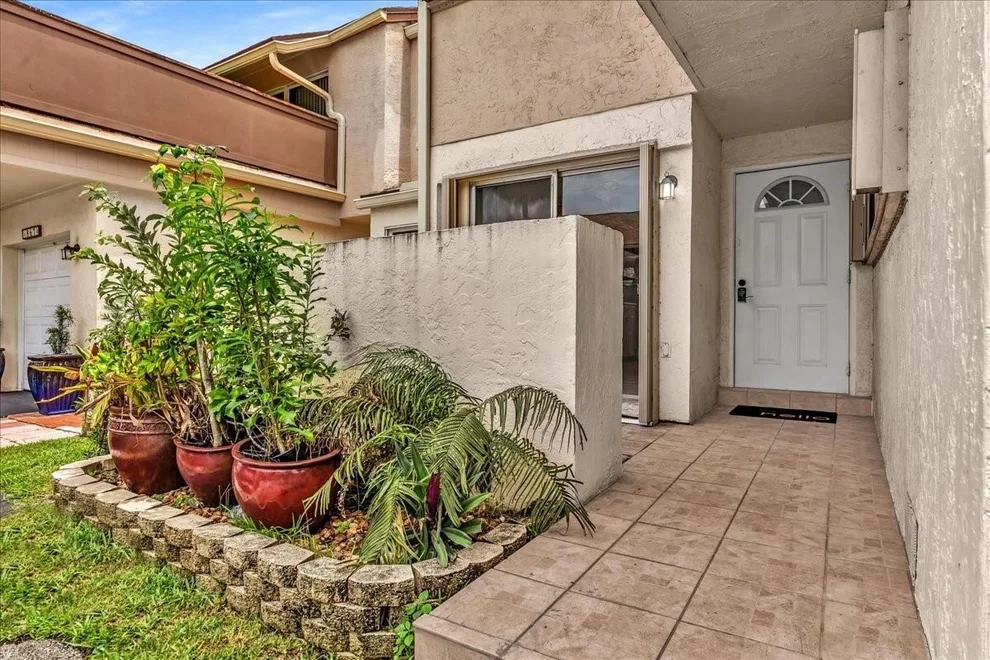 Unit for sale at 869 NW 81st Terrace, Plantation, FL 33324