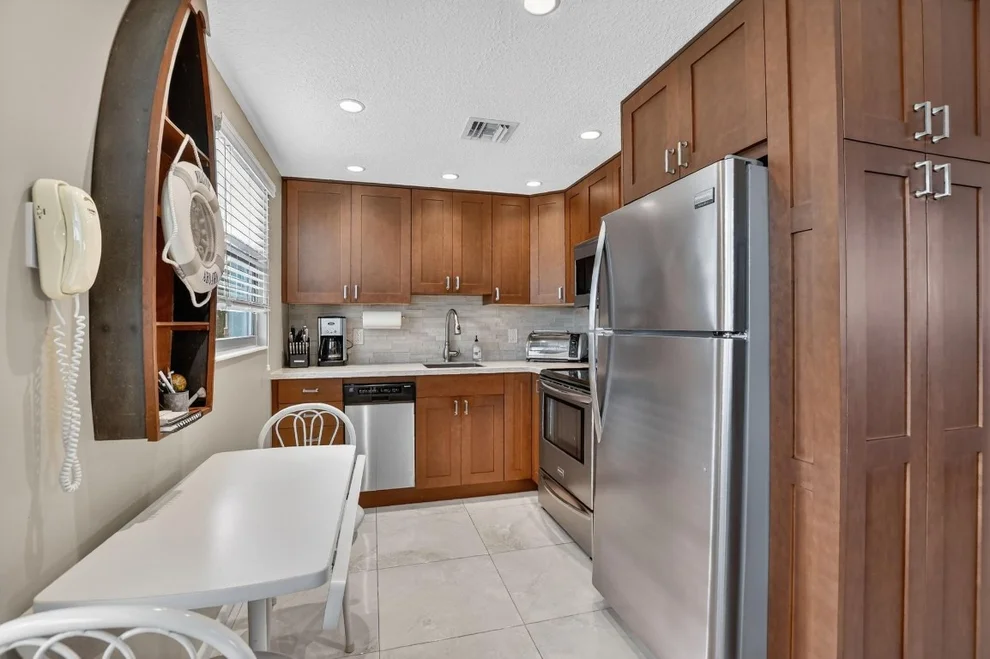 Unit for sale at 3020 Islewood D, Deerfield Beach, FL 33442
