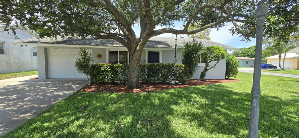 Unit for sale at 904 NW 10th Avenue, Boynton Beach, FL 33426