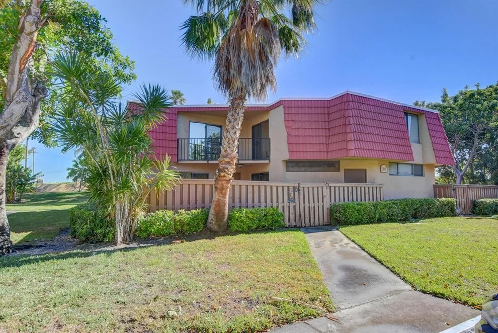 Unit for sale at 8135 Severn Drive, Boca Raton, FL 33433
