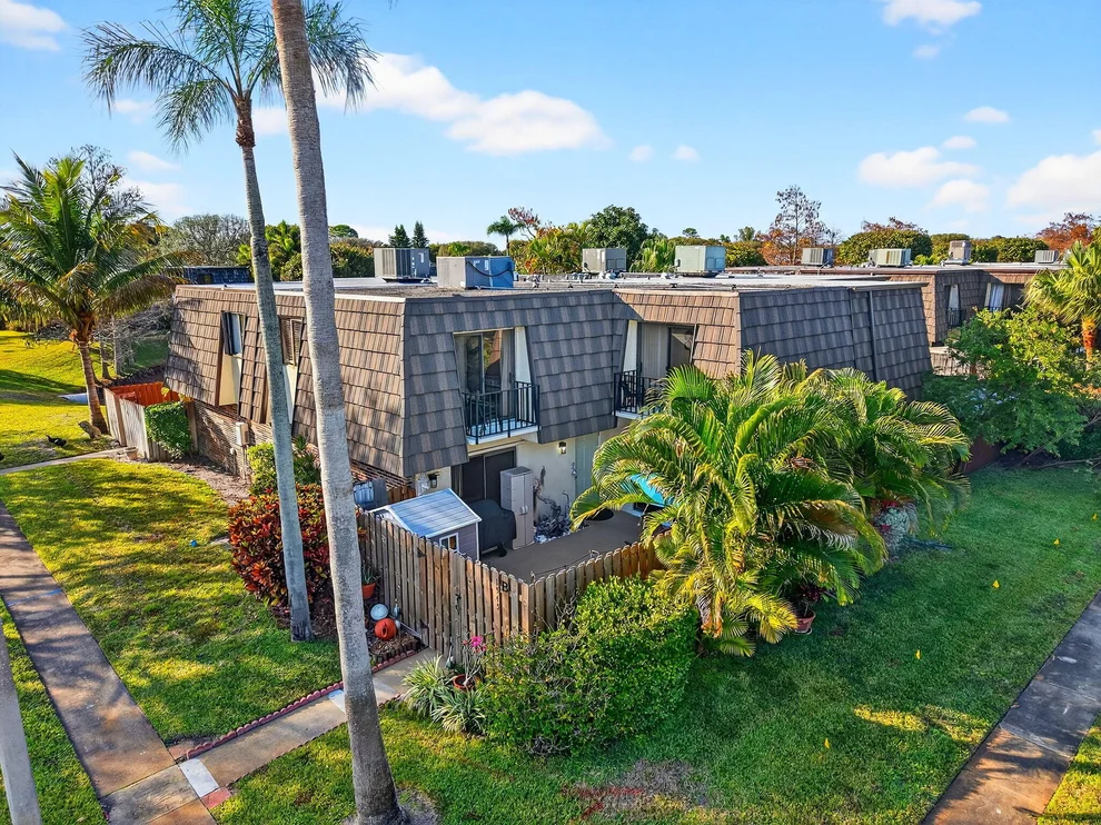 Unit for sale at 1545 W Forest Lakes Circle W, West Palm Beach, FL 33406