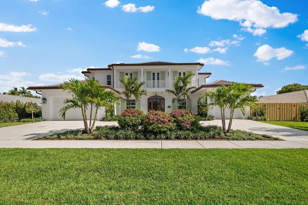 Unit for sale at 556 Greenway Drive, North Palm Beach, FL 33408