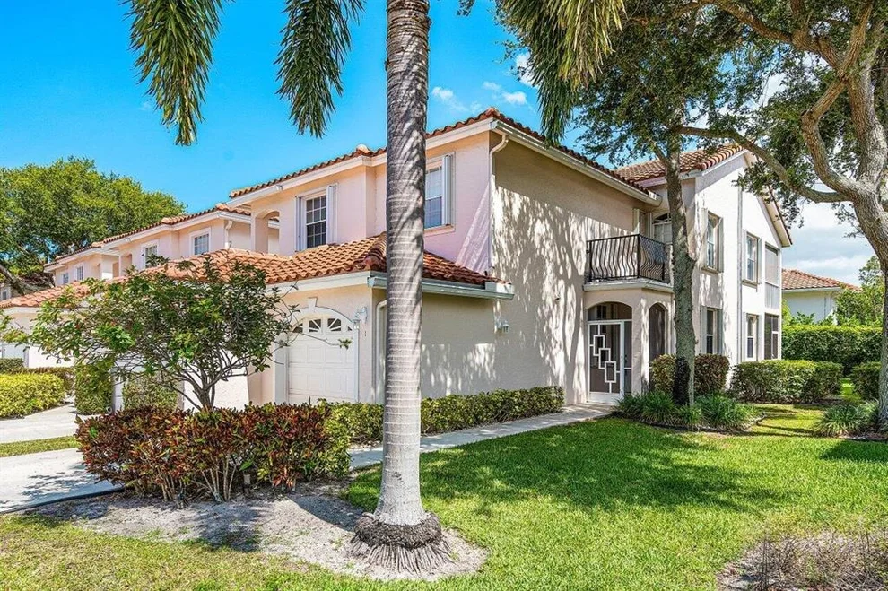 Unit for sale at 8501 Via Romana, Boca Raton, FL 33496