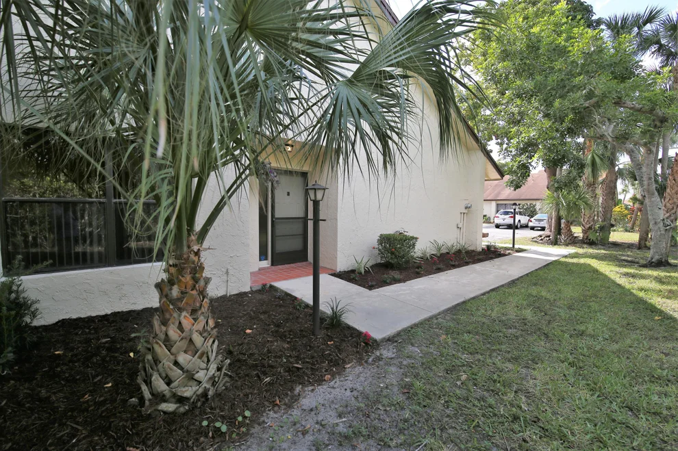 Unit for sale at 3582 Willa Way, Lake Worth, FL 33467