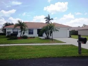 Unit for sale at 5426 Alta Way, Lake Worth, FL 33467