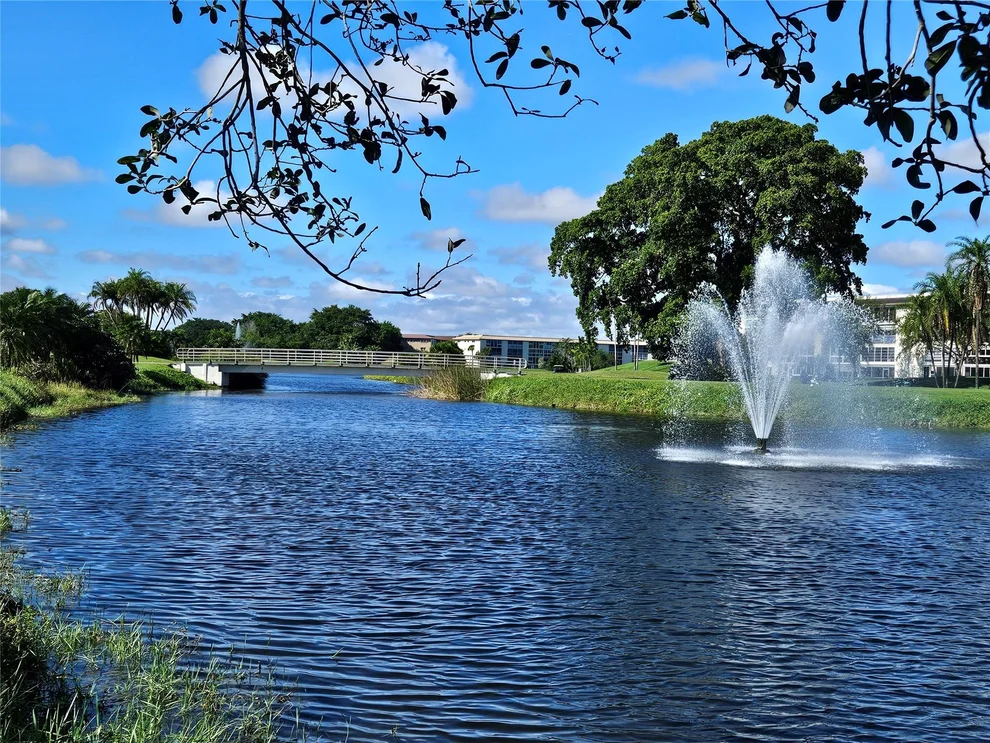 Unit for sale at 3302 Aruba Way, Coconut Creek, FL 33066