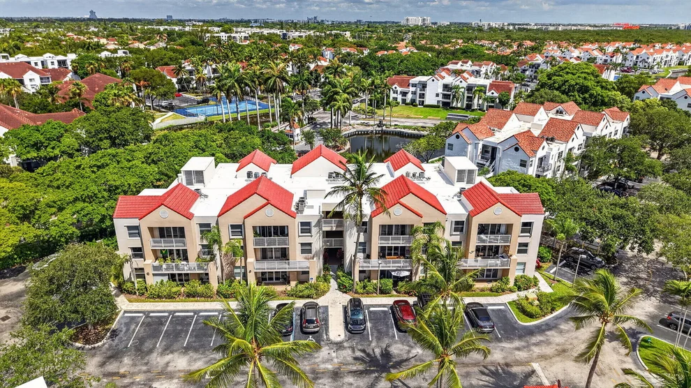 Unit for sale at 2731 Ocean Club Boulevard, Hollywood, FL 33019