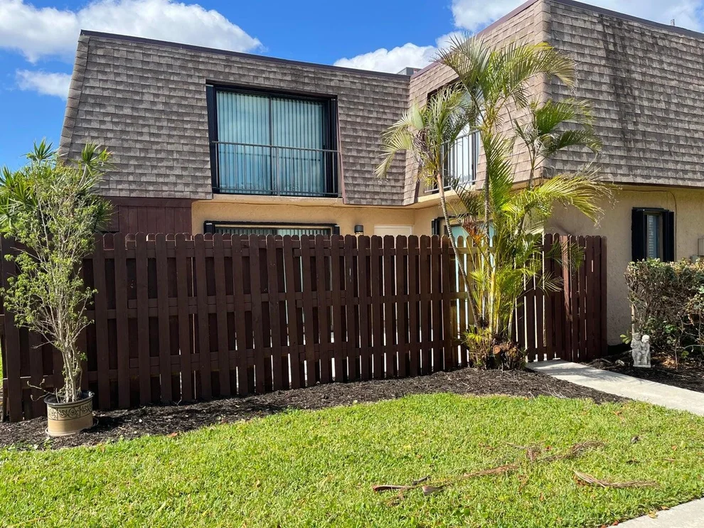 Unit for sale at 5203 Waterview Circle, Palm Springs, FL 33461