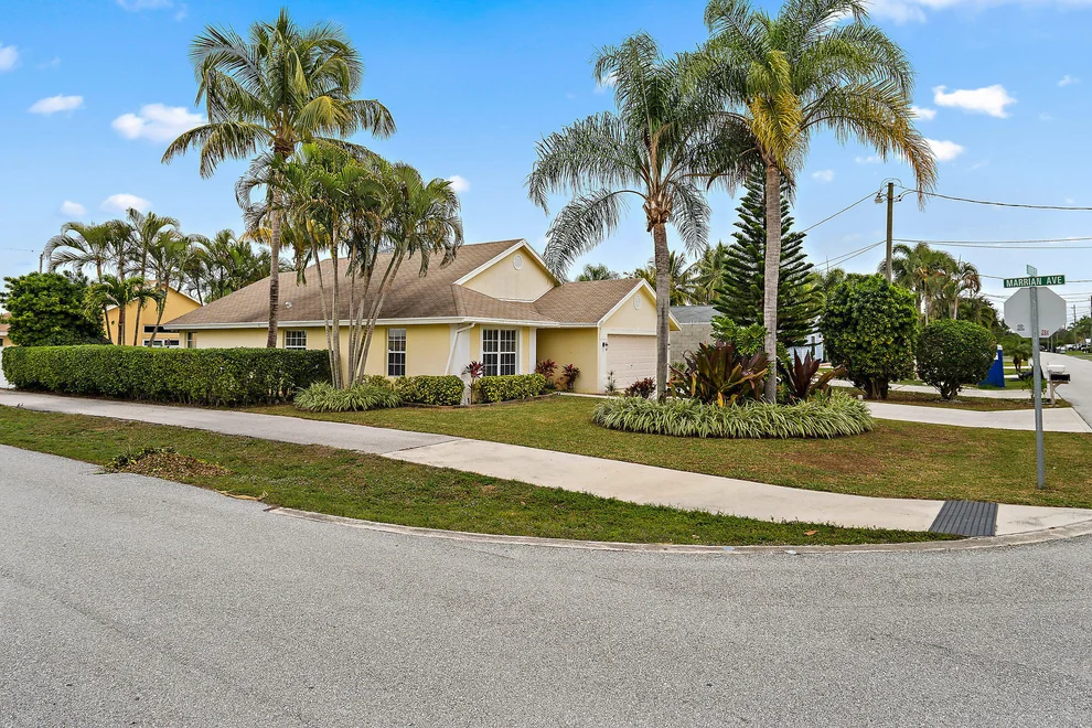 Unit for sale at 6189 Foster Street, Jupiter, FL 33458