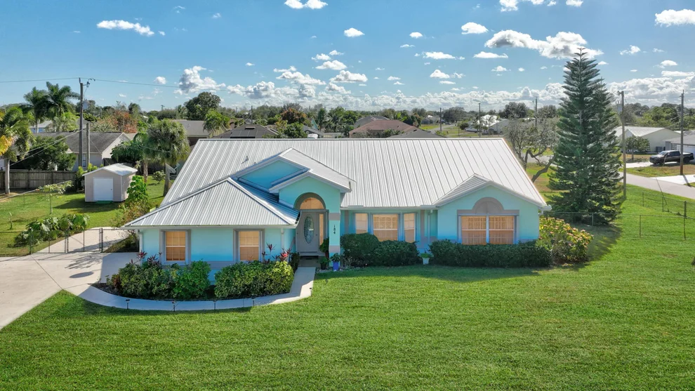 Unit for sale at 184 SW Uneeda Place, Port St Lucie, FL 34953