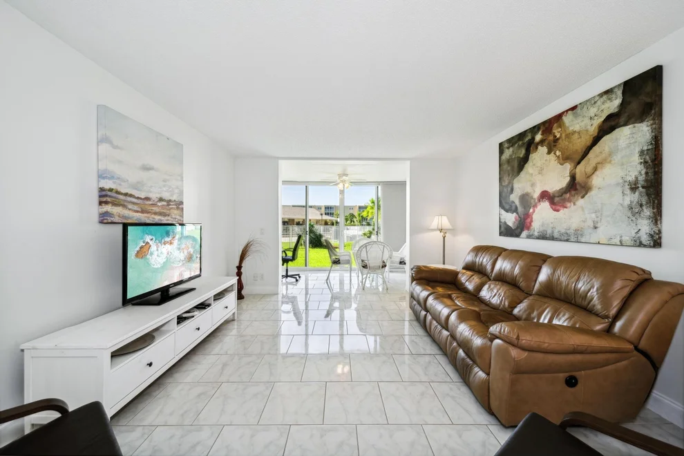 Unit for sale at 202 SE 10th Street, Dania Beach, FL 33004