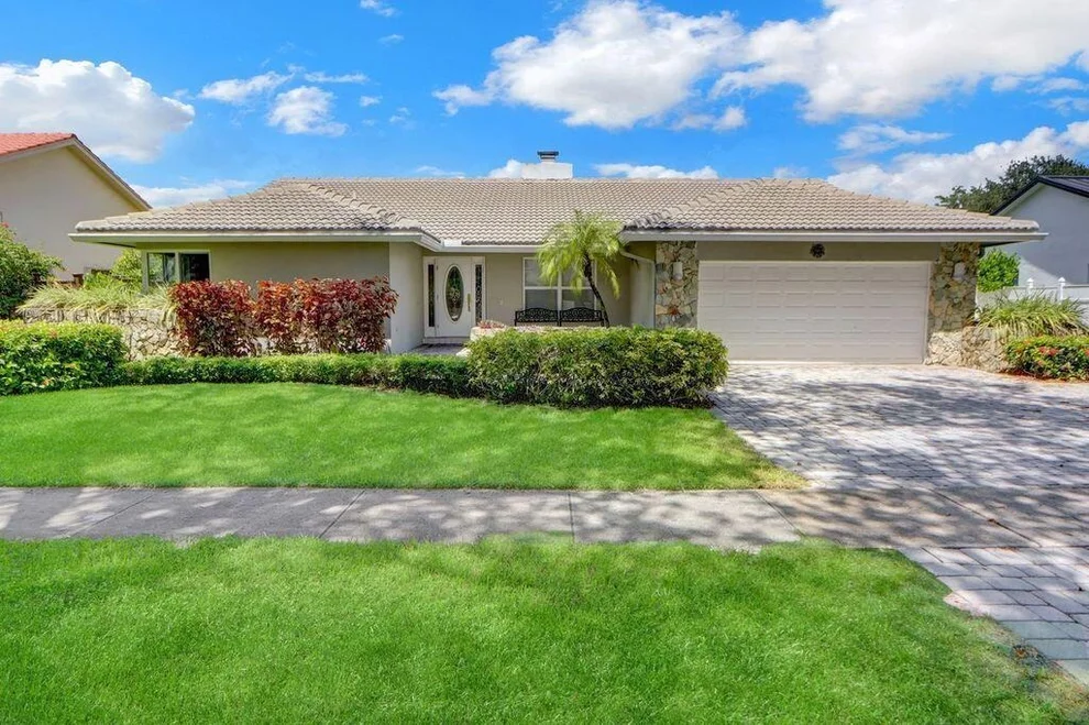 Unit for sale at 2665 NW 41st Street, Boca Raton, FL 33434