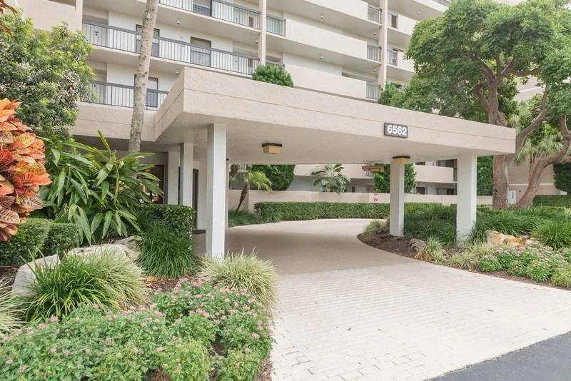 Unit for sale at 6562 Boca Del Mar Drive, Boca Raton, FL 33433
