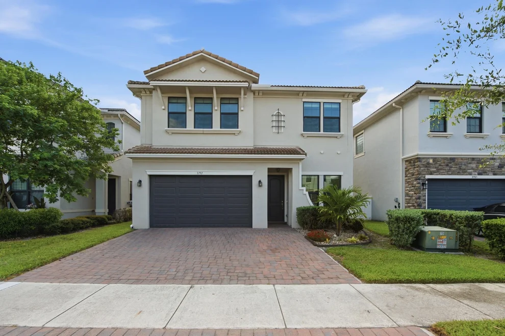 Unit for sale at 3791 NW 87TH Way, Coral Springs, FL 33065