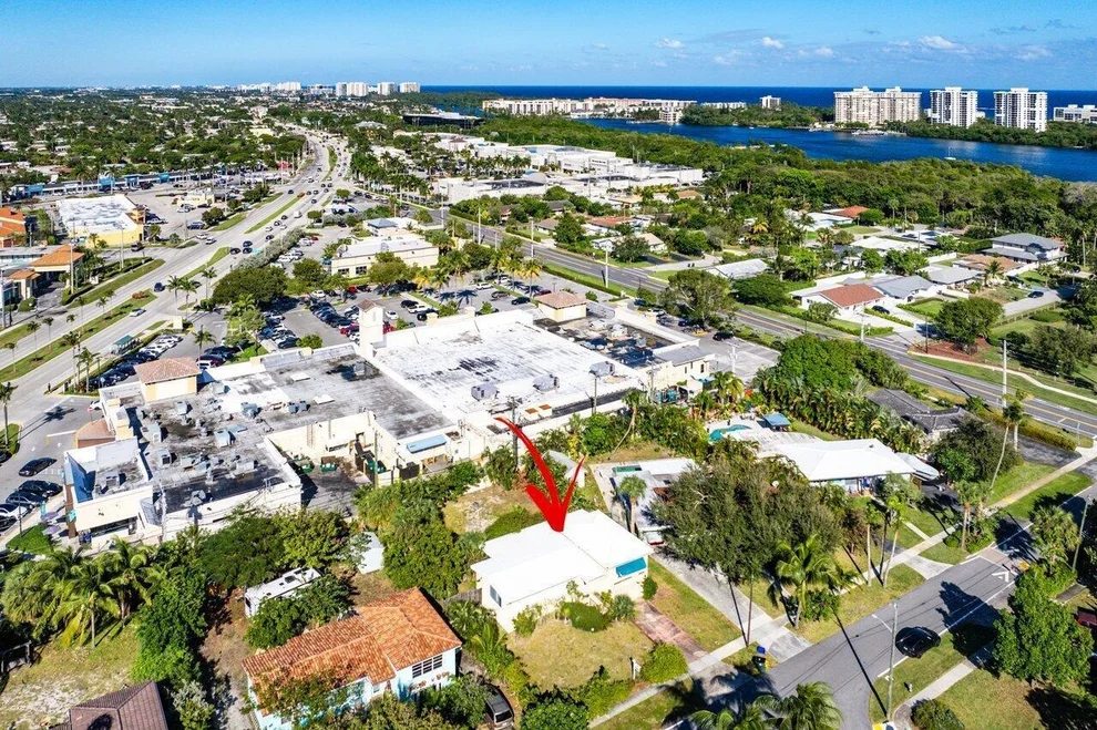 Unit for sale at 445 NE 15th Terrace, Boca Raton, FL 33432