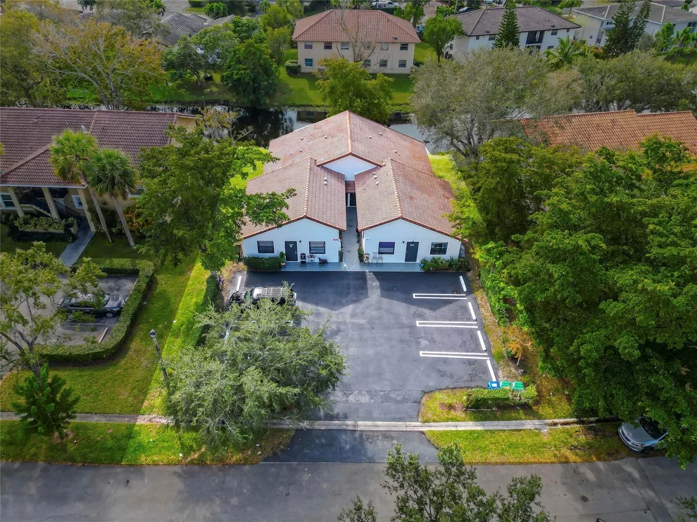 Unit for sale at 11520 NW 37th Street, Coral Springs, FL 33065