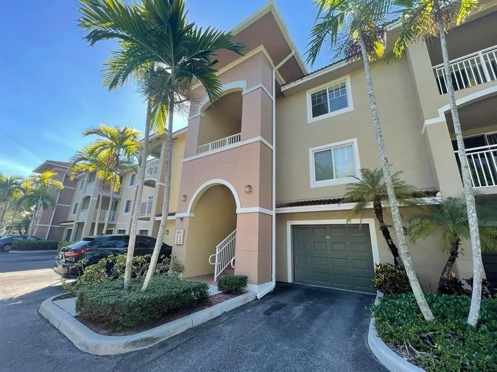Unit for sale at 6511 Emerald Dunes Drive, West Palm Beach, FL 33411
