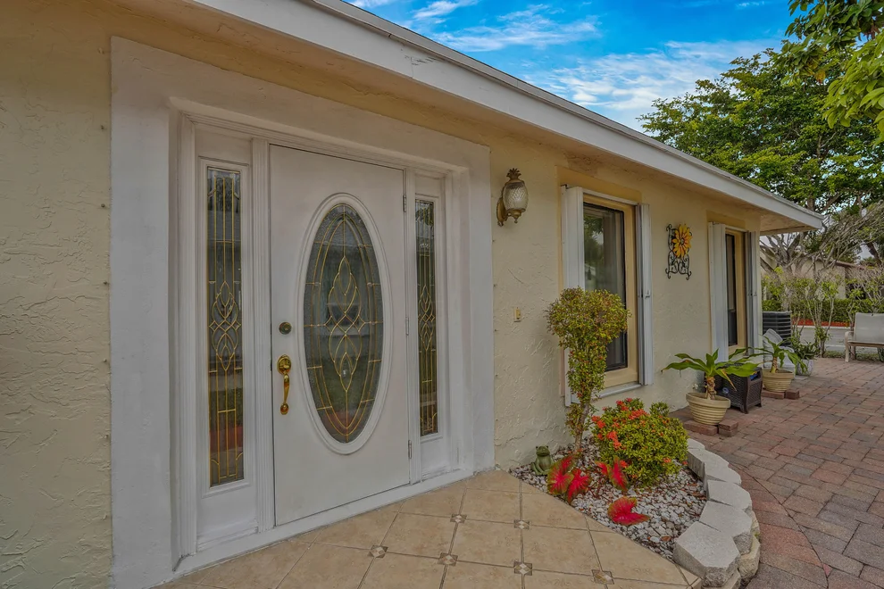 Unit for sale at 7512 Ace Road N, Lake Worth, FL 33467