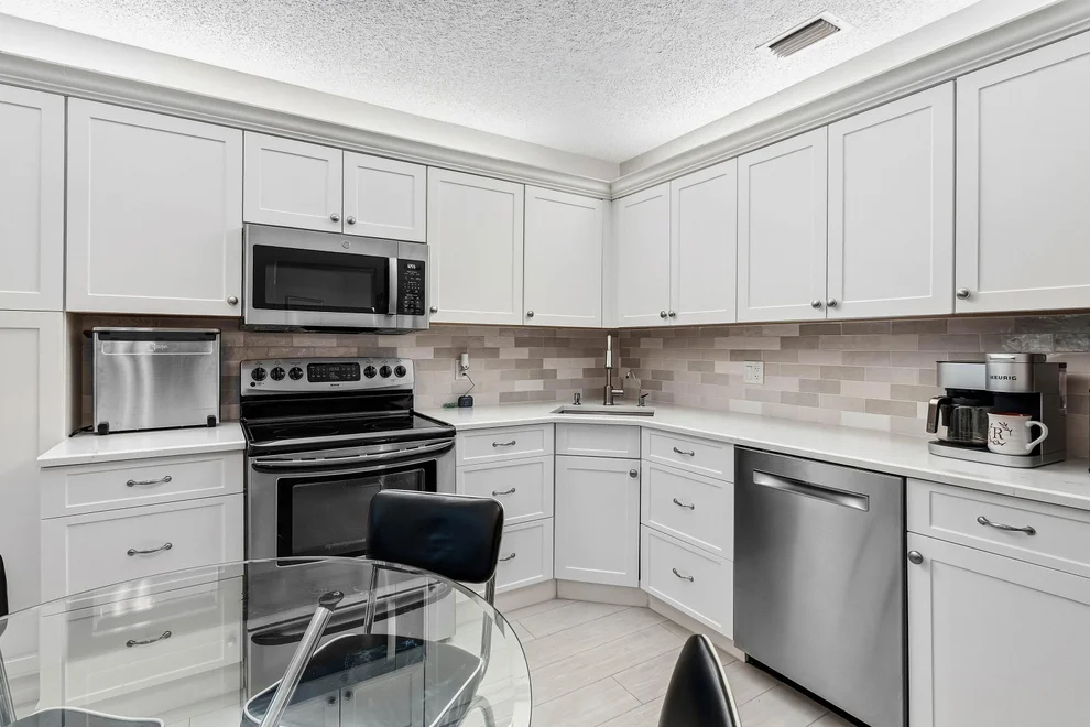 Unit for sale at 5099 Splendido Court, Boynton Beach, FL 33437
