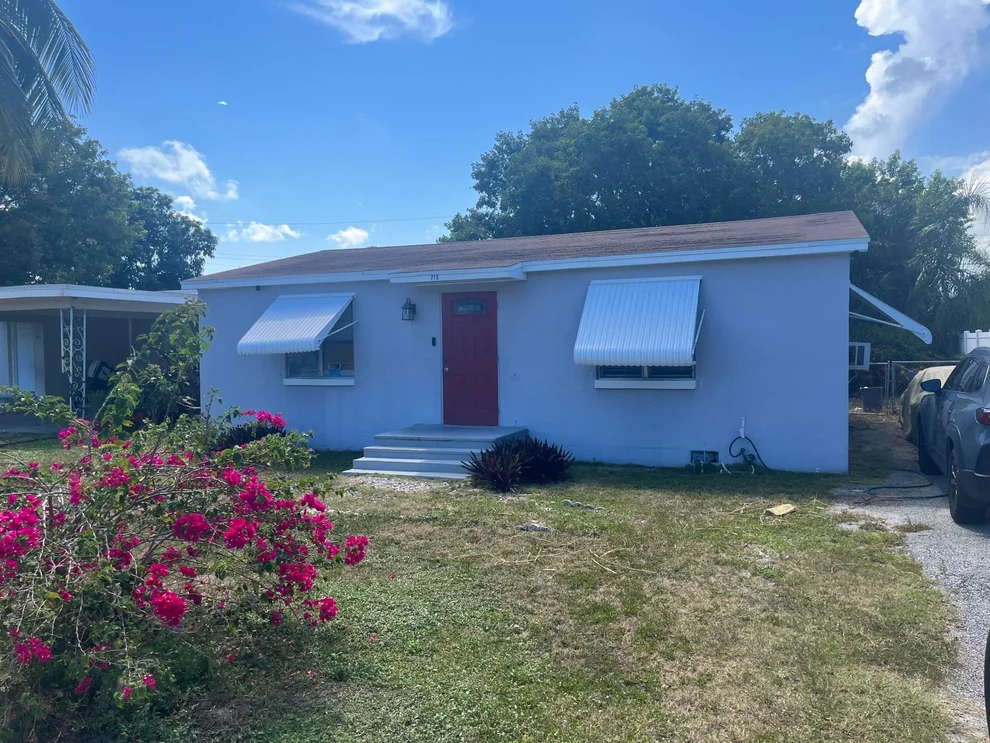 Unit for sale at 715 N 7th Street N, Lantana, FL 33462