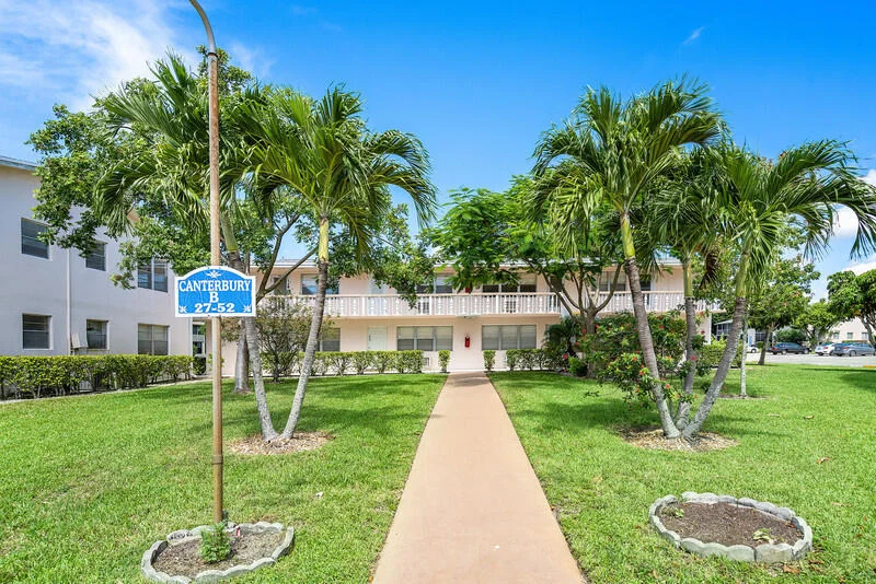 Unit for sale at 46 Canterbury B, West Palm Beach, FL 33417