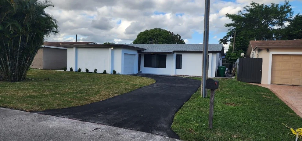Unit for sale at 8633 N Sutton Drive, Miramar, FL 33025
