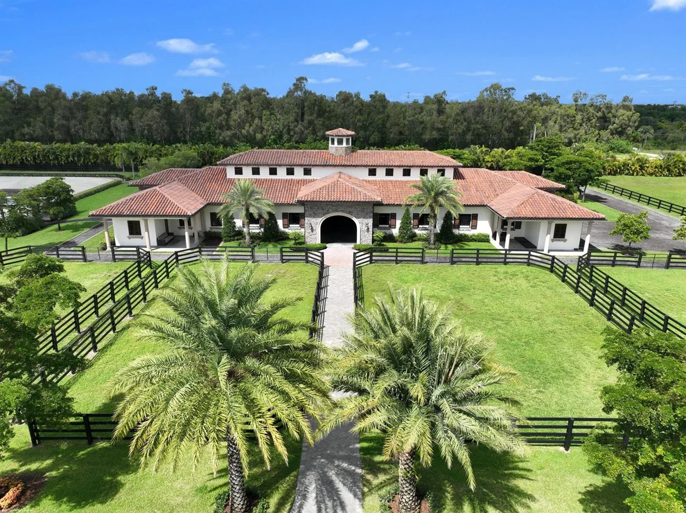 Unit for sale at 15726 Estancia Lane, Wellington, FL 33414