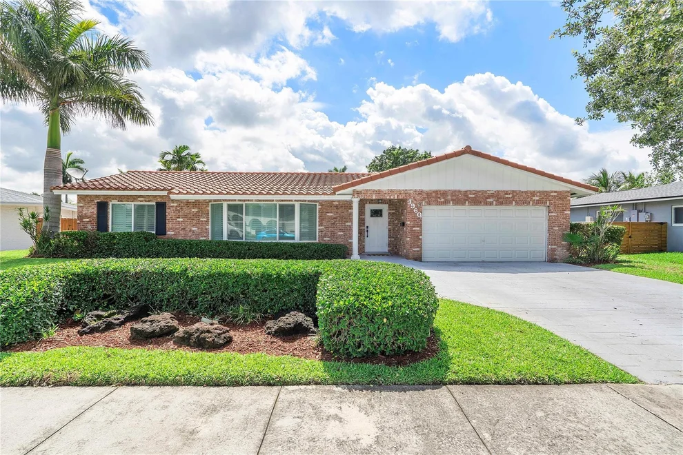 Unit for sale at 1960 SW 56th Avenue, Plantation, FL 33317