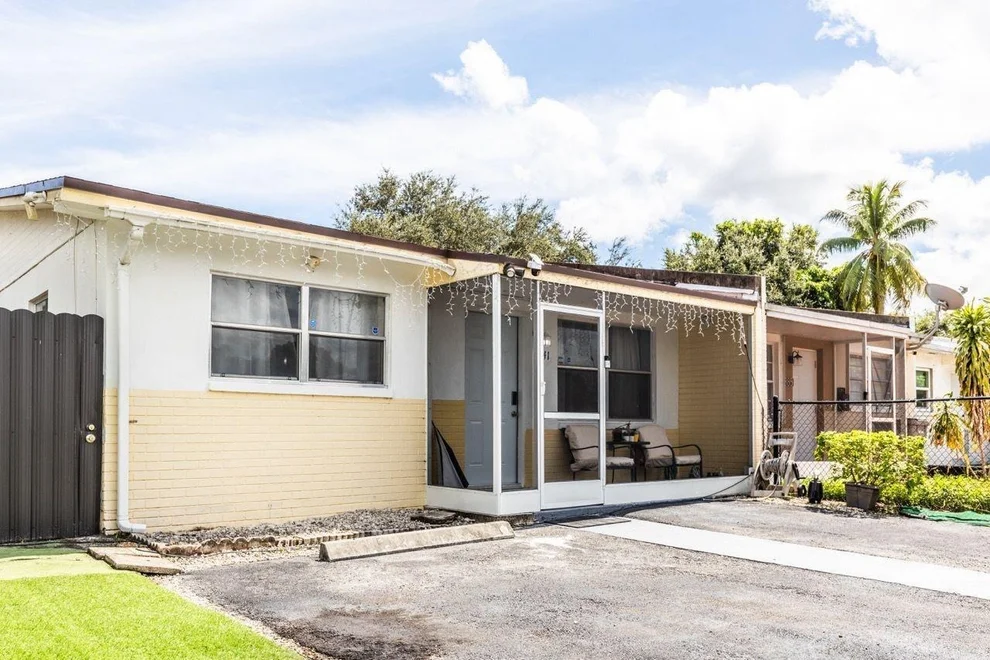 Unit for sale at 3841 SW 54th Avenue, West Park, FL 33023