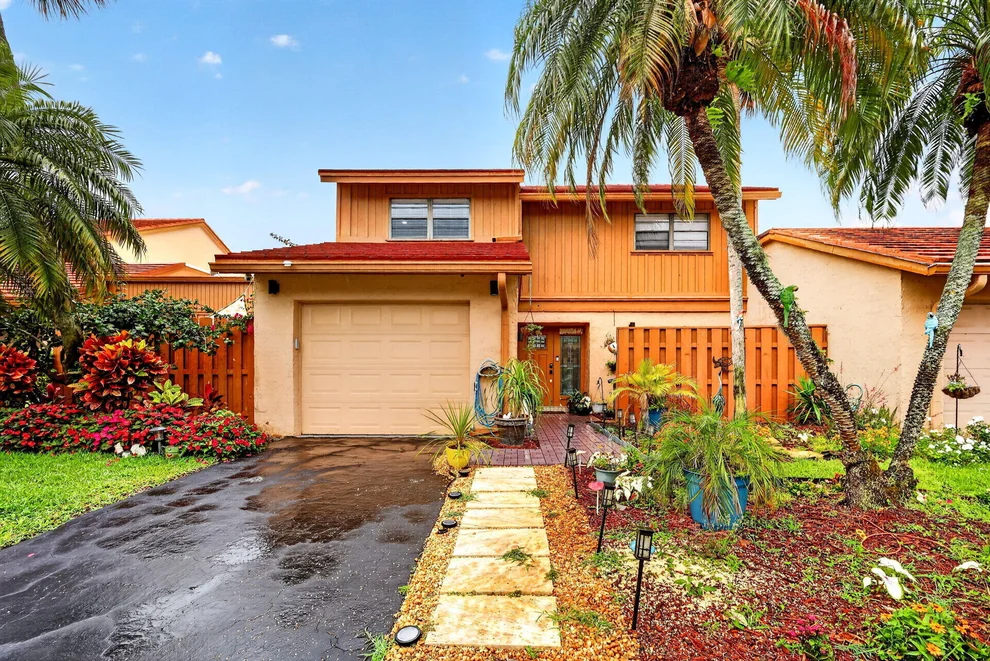 Unit for sale at 5316 Stonybrook Lane, Boynton Beach, FL 33437