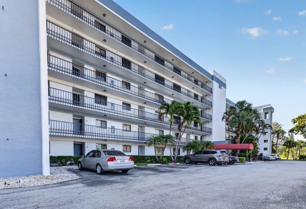Unit for sale at 7770 Tahiti Lane, Lake Worth, FL 33467