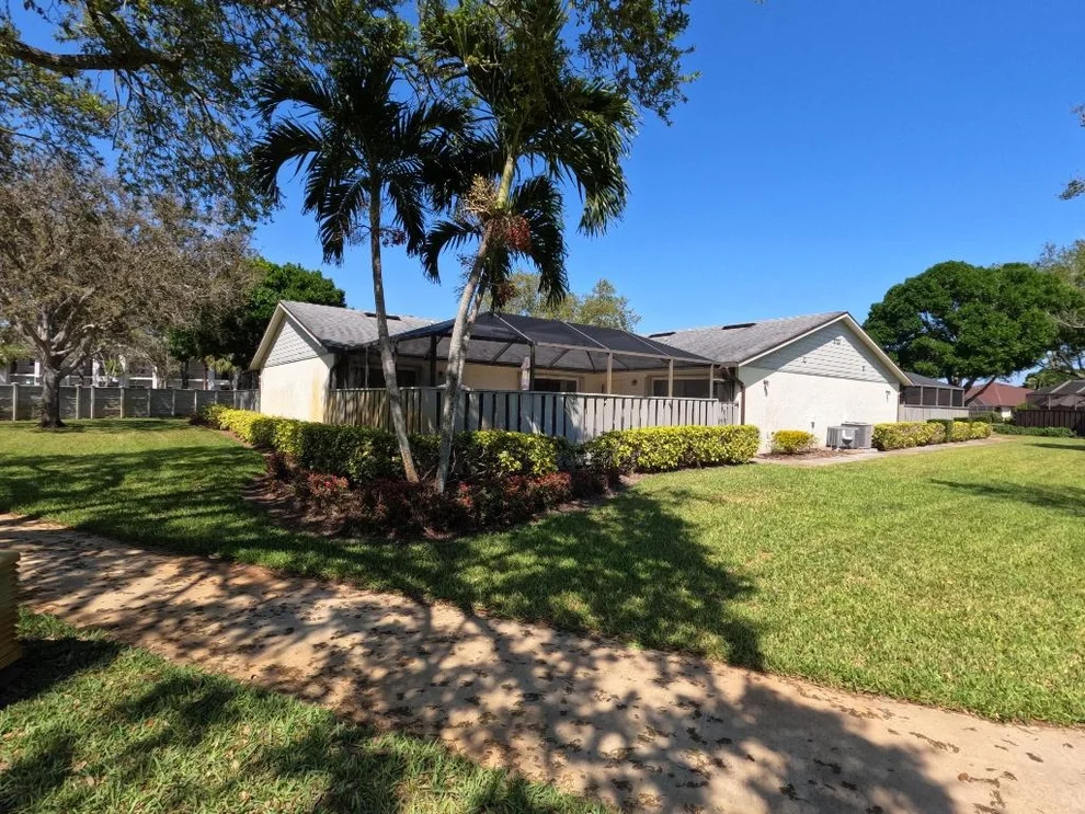 Unit for sale at 1713 Mariners Cove, Fort Pierce, FL 34950
