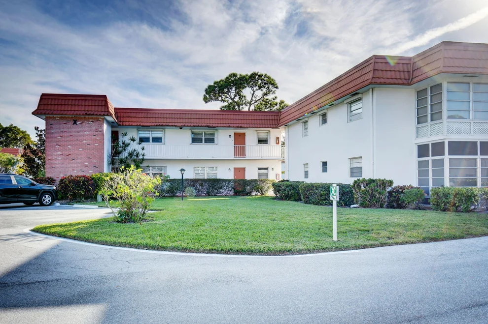 Unit for sale at 2600 SE Ocean Boulevard, Stuart, FL 34996