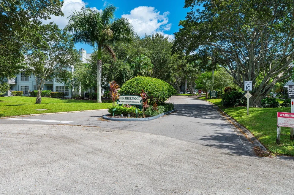 Unit for sale at 5047 Heatherhill Lane, Boca Raton, FL 33486