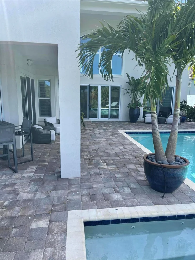 Unit for sale at 1611 E Hemmingway Drive, Juno Beach, FL 33408