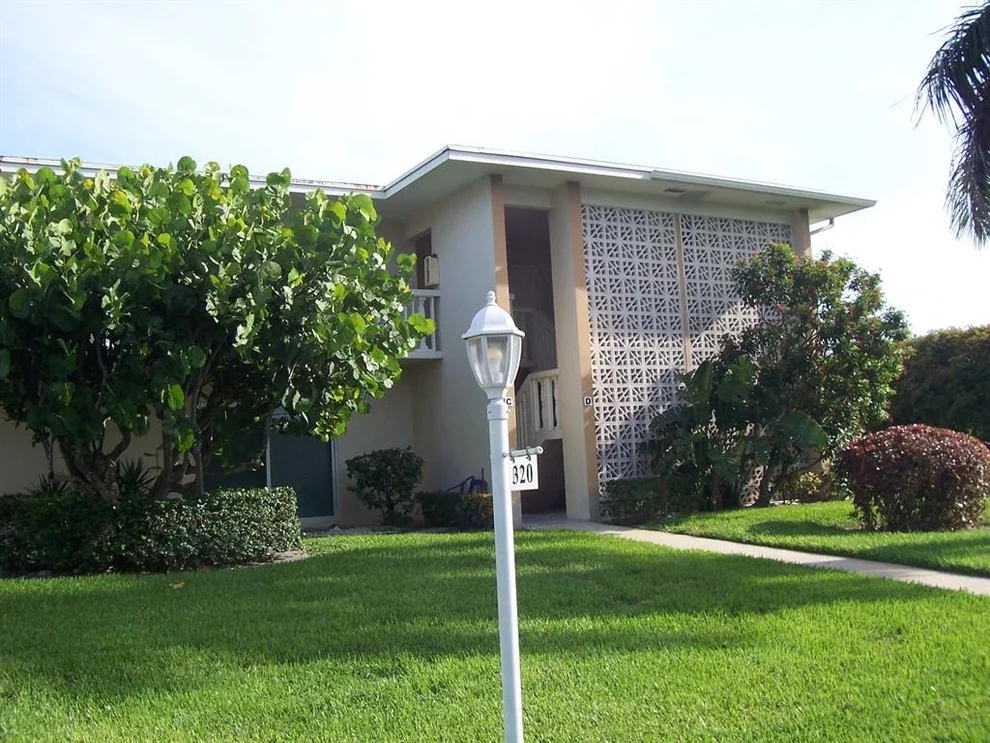 Unit for sale at 320 N North Boulevard, Boynton Beach, FL 33435