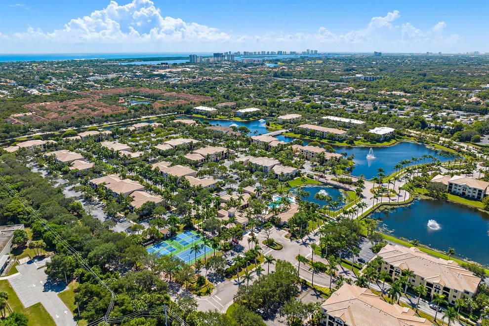 Unit for sale at 2811 Grande Parkway, Palm Beach Gardens, FL 33410