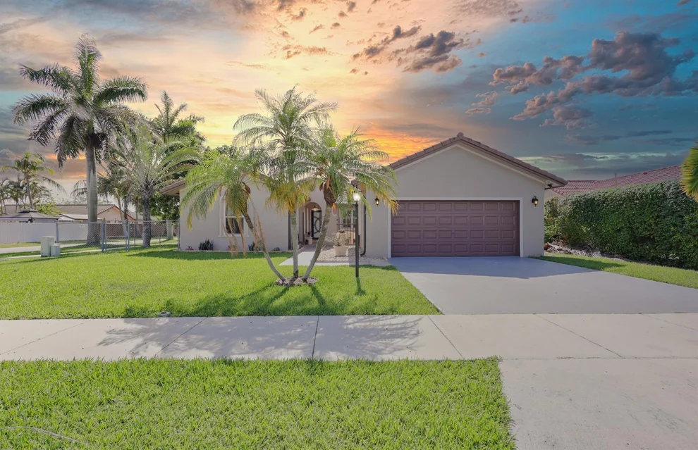Unit for sale at 17110 SW 149th Avenue, Miami, FL 33187