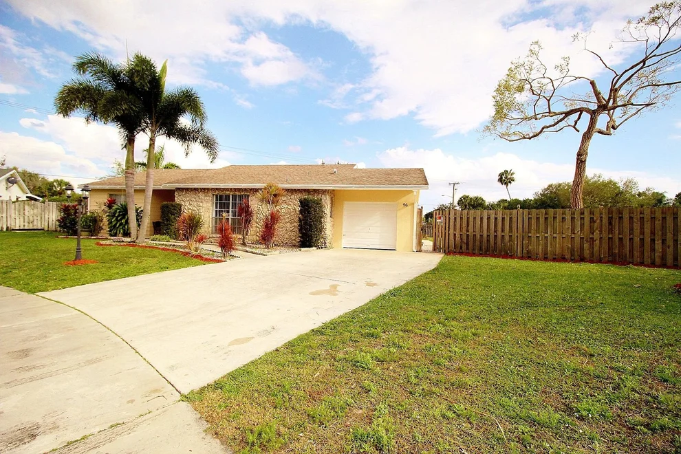 Unit for sale at 96 Sparrow Lane, Royal Palm Beach, FL 33411