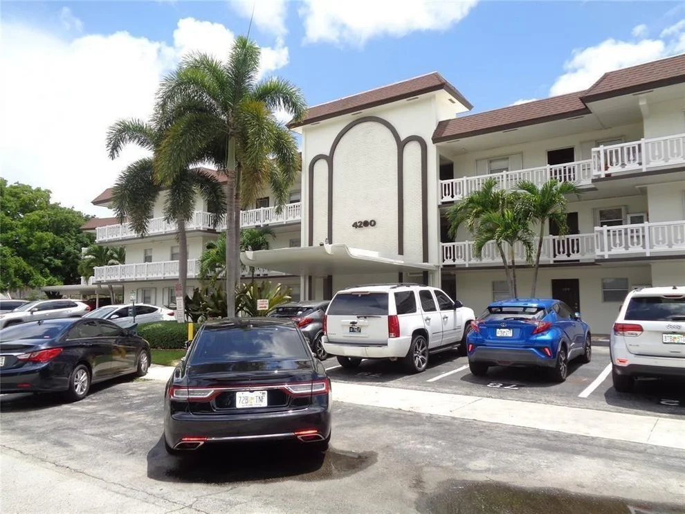 Unit for sale at 4200 Crystal Lake Drive, Deerfield Beach, FL 33064