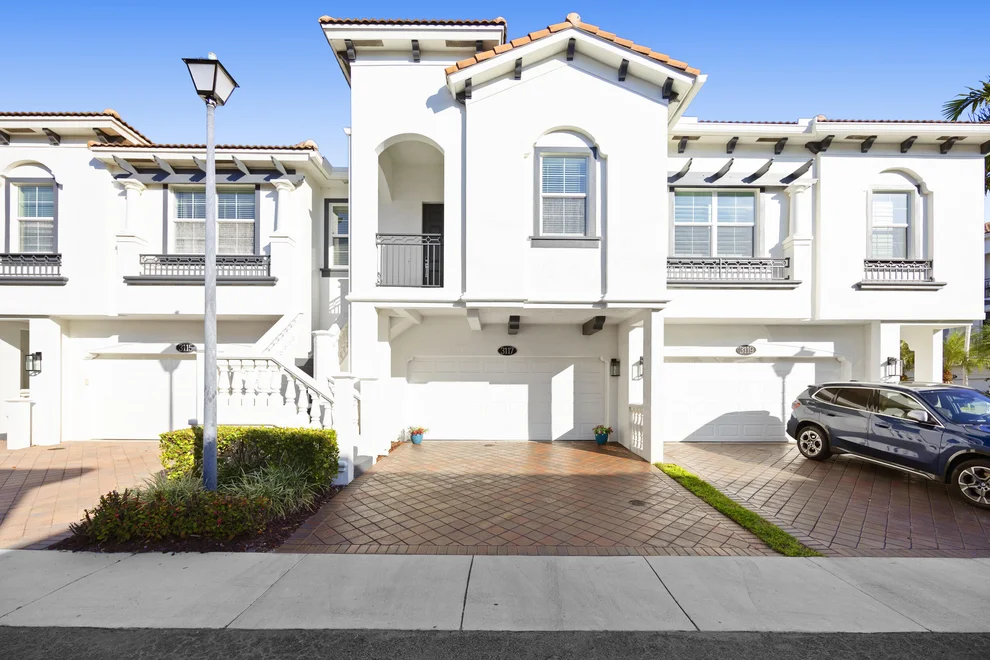 Unit for sale at 3117 Waterside Circle, Boynton Beach, FL 33435