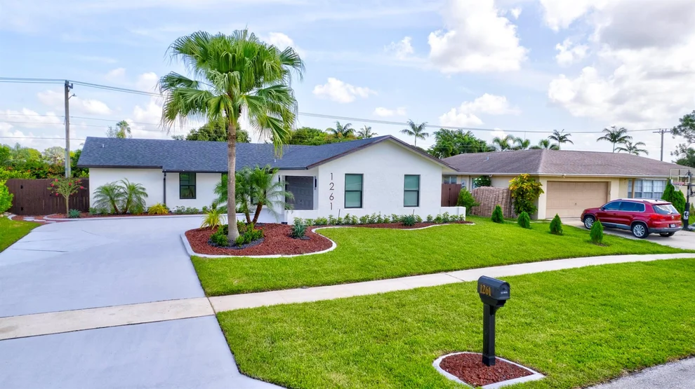 Unit for sale at 1261 Wyndcliff Drive, Wellington, FL 33414
