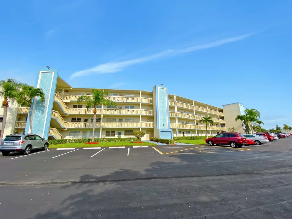 Unit for sale at 4046 Ainslie C, Boca Raton, FL 33434