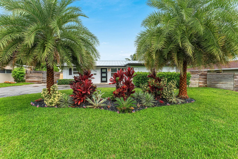 Unit for sale at 711 Laurel Drive, Lake Park, FL 33403