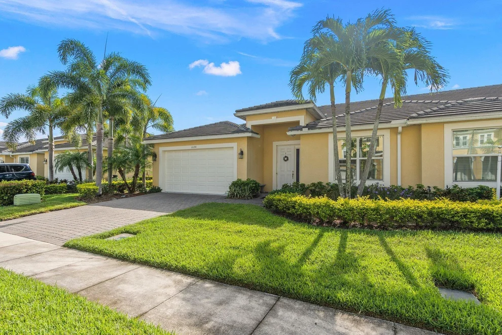 Unit for sale at 6124 NW Kendra Lane, Port St Lucie, FL 34983