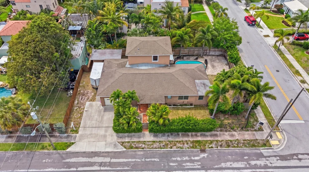 Unit for sale at 303 Cornell Drive, Lake Worth Beach, FL 33460