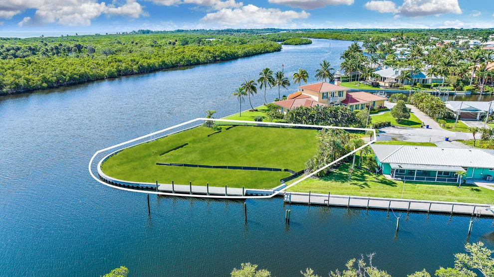 Unit for sale at 8595 SE Palm Street, Hobe Sound, FL 33455