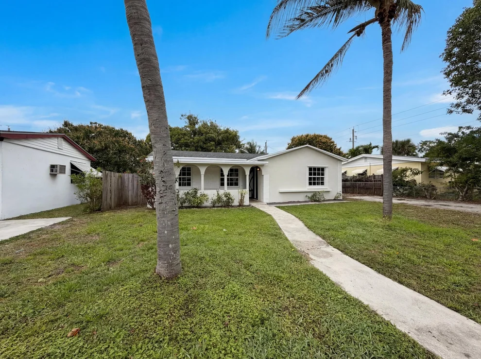 Unit for sale at 417 NW 2nd Street, Boynton Beach, FL 33435