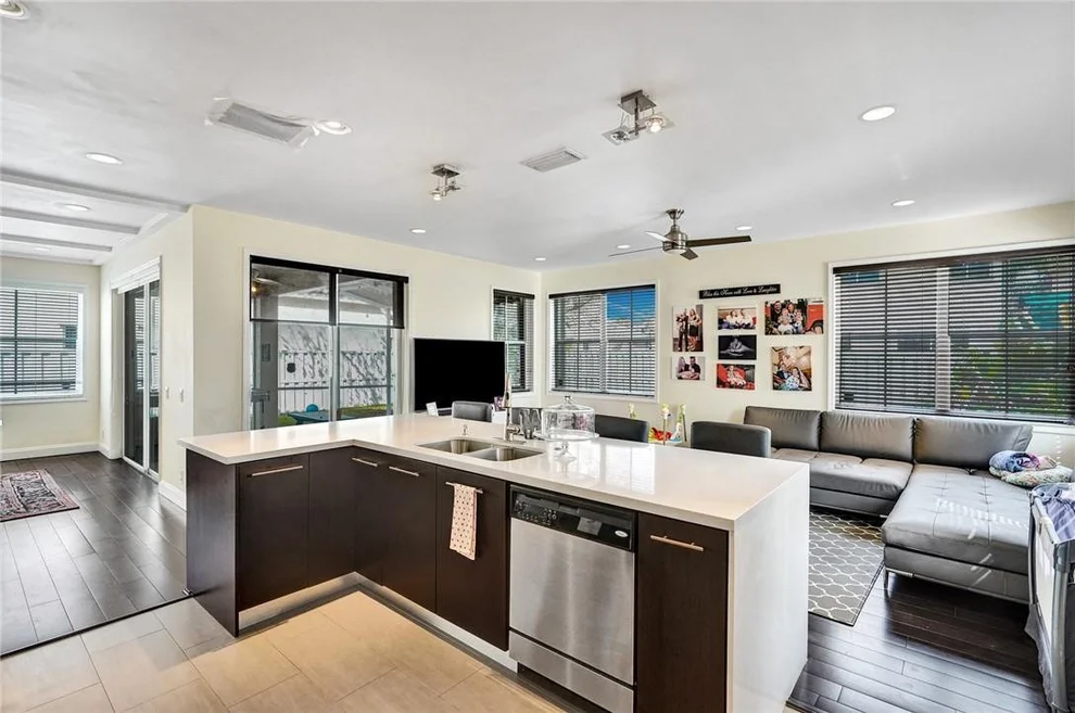 Unit for sale at 522 Carrington Lane, Weston, FL 33326